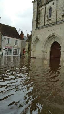 l'église St Etienne inondée
